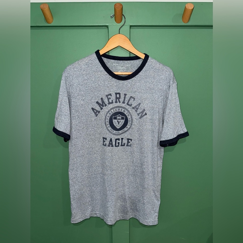 American Eagle super soft vintage tee shirt